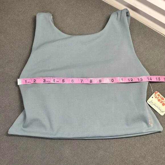 🔥 Free People Movement Open Back Crop Top - Slate Blue - Size M - NWT 💪💙 - Picture 2 of 9
